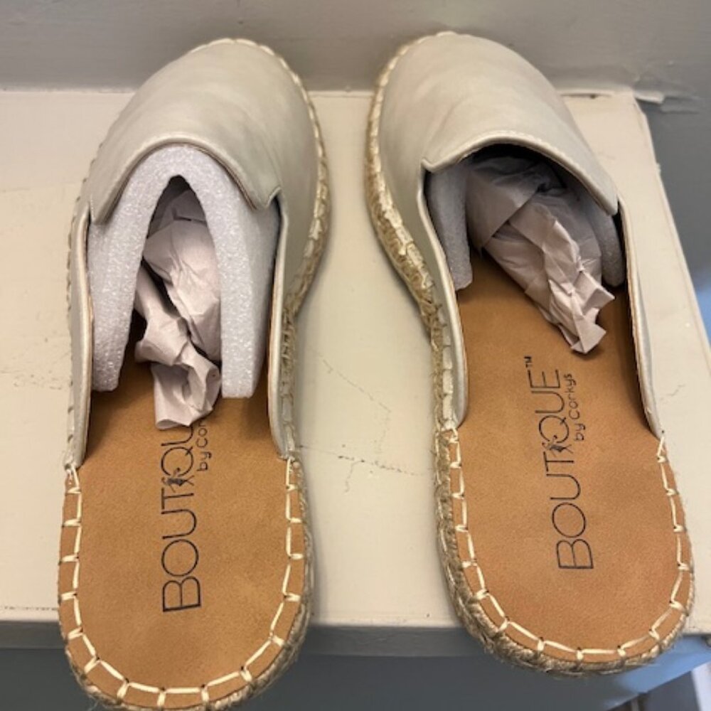 Corky's Taffy Silver Mule, slip-ons, Brand NEW in original box!